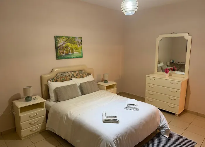 Mitrou 2 ルートラ・オレアス・エレニス